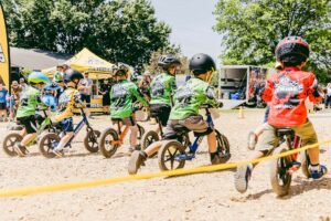 Copa Parque Diversiones, organizada por Strider Bikes Costa  Rica y Life on Wheels Centroamérica. Esta es una competencia nunca antes vista, en un evento único y por primera vez en un lugar  “lleno de emociones”, lo cual representa a la niñez de nuestro país.