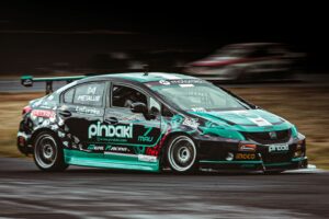 Circuito StarCars.com del Parque Viva en La Guácima de Alajuela se disputa la Copa Castrol, segunda fecha del Campeonato Nacional de Automovilismo Motorola (CNA) 