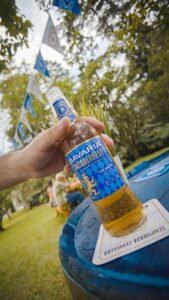 Bavaria lanzó recientemente su nueva Bavaria Oktoberfest, una cerveza Lager tipo Märzen con “alma de celebración”, inspirada en una receta tradicional alemana hecha de 100% malta, lúpulo exclusivo y 5% de alcohol; además de ser conocida por su sabor, cuerpo completo y por sus notas ligeramente dulces con aromas frutales.